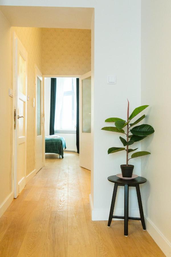 Glamorous And Brand New 2 Bedroom Cracóvia Exterior foto